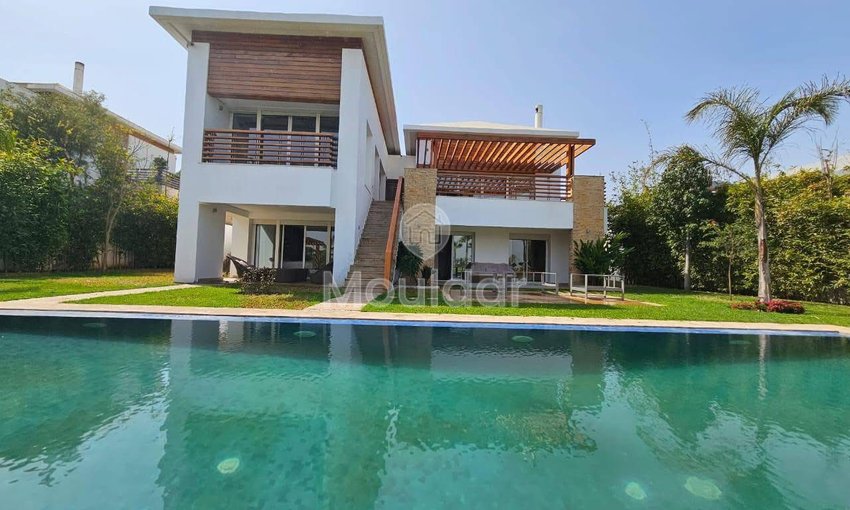 Villa à vendre à Bouskoura avec piscine et jardin - view 2