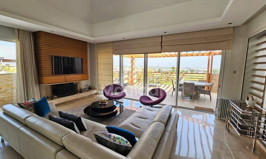 Villa à vendre à Bouskoura avec piscine et jardin - view 3
