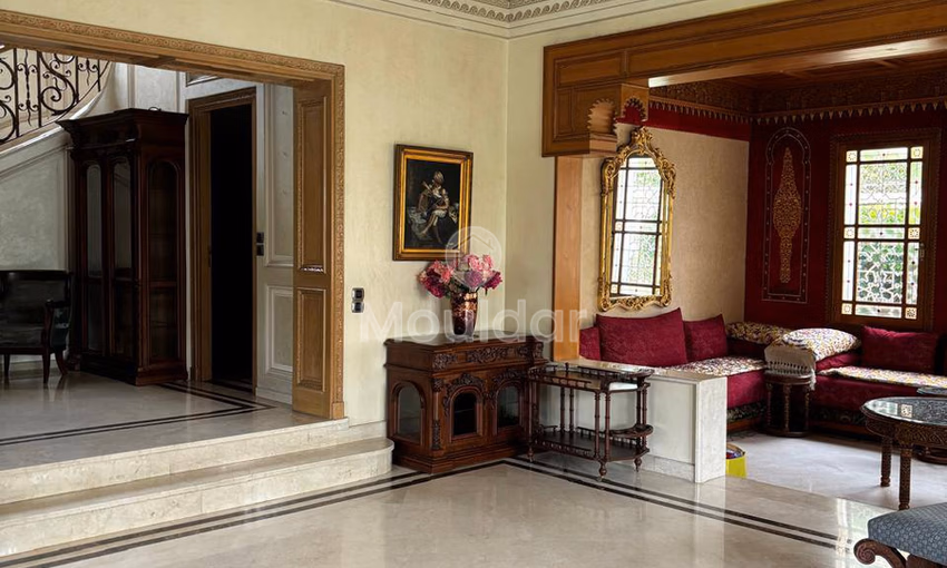 فيلا فاخرة للإيجار في الدار البيضاء - واحة: 4 غرف نوم فيلا فاخرة للإيجار في الدار البيضاء - واحة: 4 غرف نوم