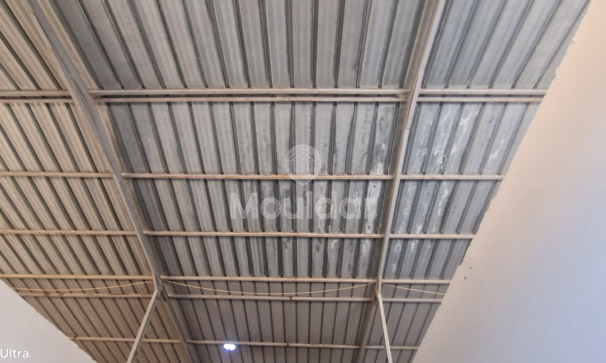 فرصة فريدة: قطعة أرض صناعية بمساحة 2400 متر مربع في القصر الكبير