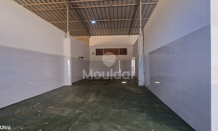 فرصة فريدة: قطعة أرض صناعية بمساحة 2400 متر مربع في القصر الكبير