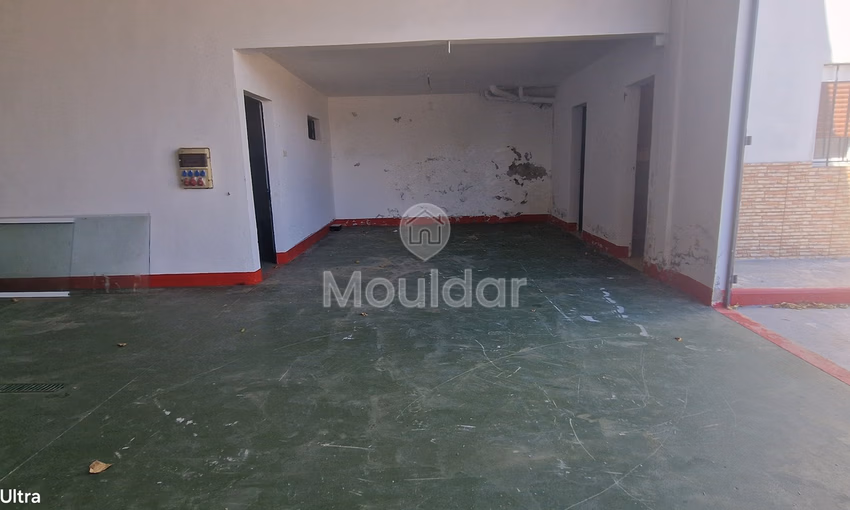 فرصة فريدة: قطعة أرض صناعية بمساحة 2400 متر مربع في القصر الكبير