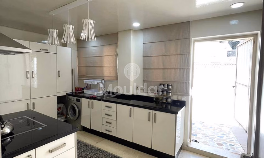 Apartamento de 250m² en venta en Maarif, Casablanca