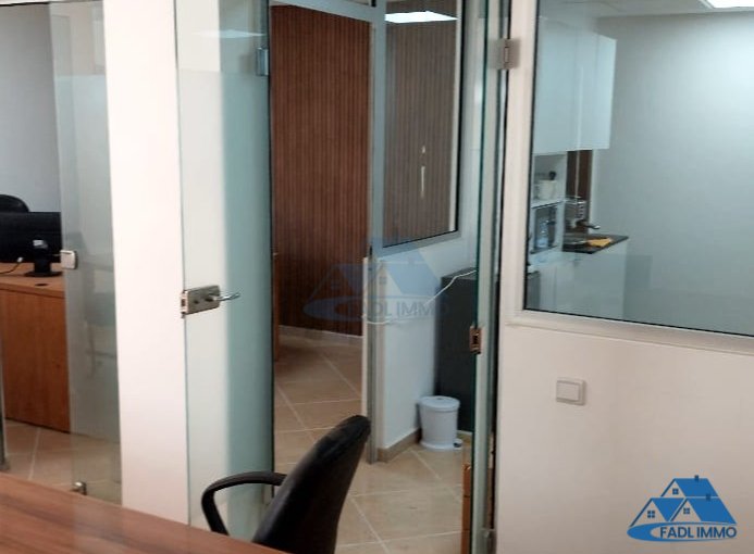 SALE OF EQUIPPED OFFICE IN DOWNTOWN KENITRA - view 3