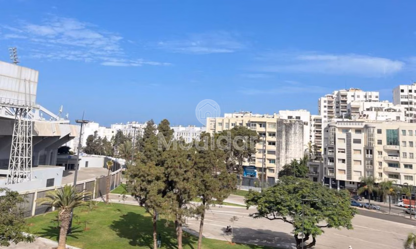 شقة للإيجار: 3 غرف في قلب المعاريف شقة للإيجار: 3 غرف في قلب المعاريف