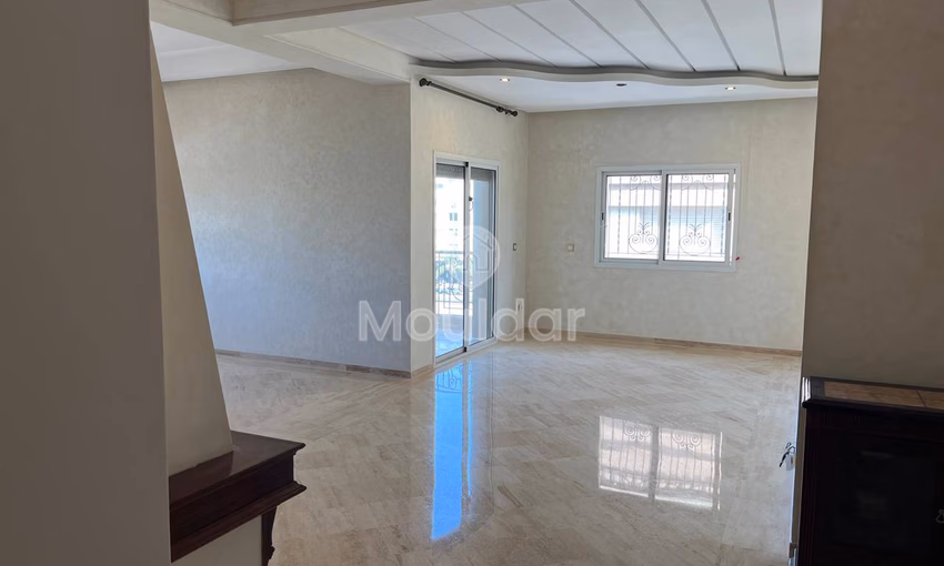 شقة للإيجار: 3 غرف في قلب المعاريف شقة للإيجار: 3 غرف في قلب المعاريف