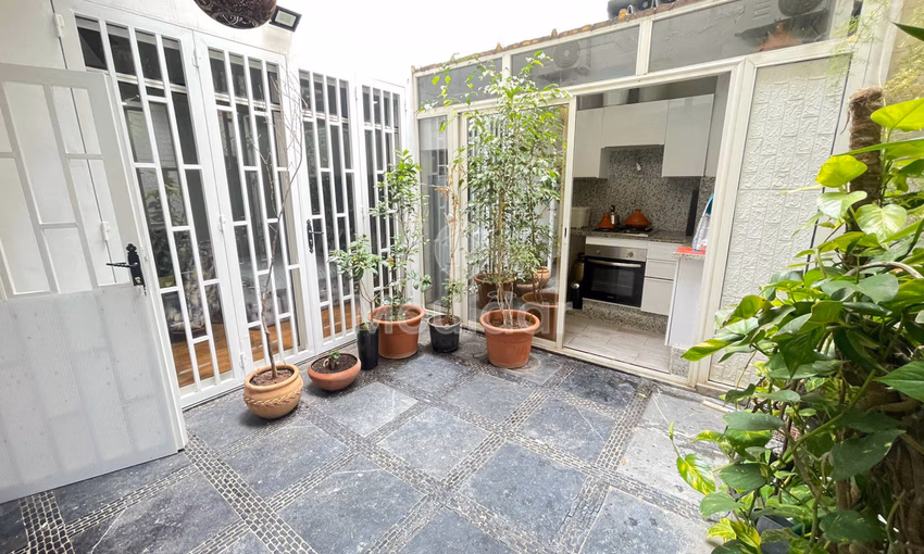 شقة واسعة للبيع في الدار البيضاء - راقية، 247م² شقة واسعة للبيع في الدار البيضاء - راقية، 247م²