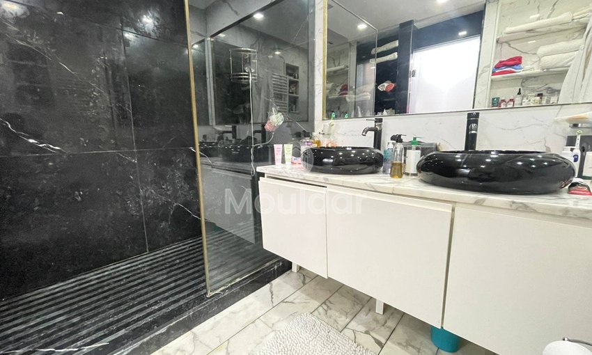 Spacious Apartment for Sale in Casablanca - Racine, 247m² - view 13