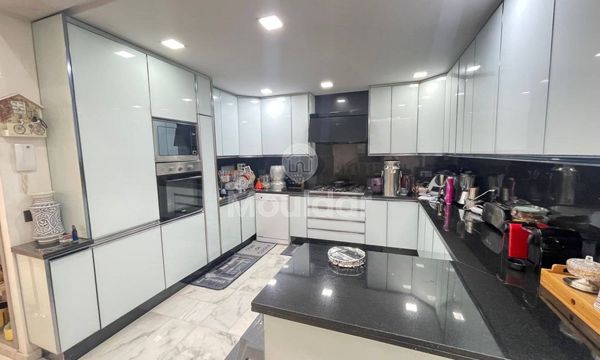 Spacious Apartment for Sale in Casablanca - Racine, 247m² - view 12