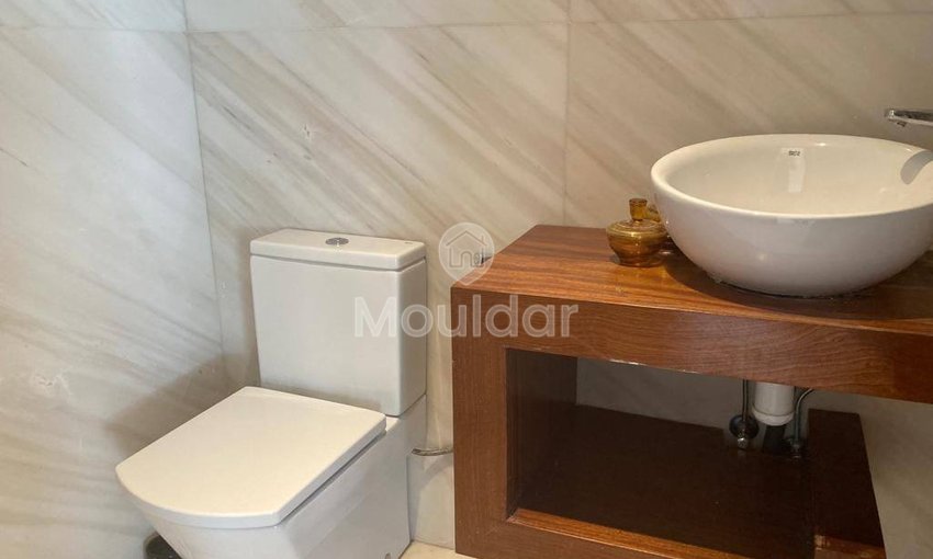 فيلا فاخرة مكونة من 4 غرف للإيجار في الدار البيضاء - view 10