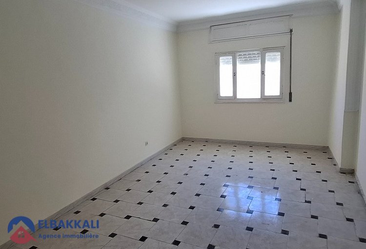 مكتب للبيع في قلب طنجة - view 4