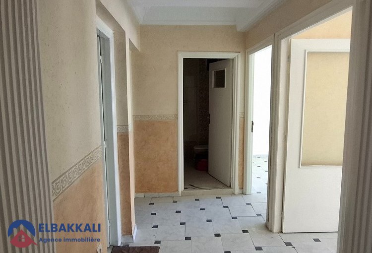 مكتب للبيع في قلب طنجة - view 5