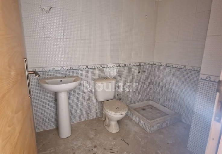 Spacious Apartment for Sale in Ksar el-Kebir - 80m² Spacious Apartment for Sale in Ksar el-Kebir - 80m²