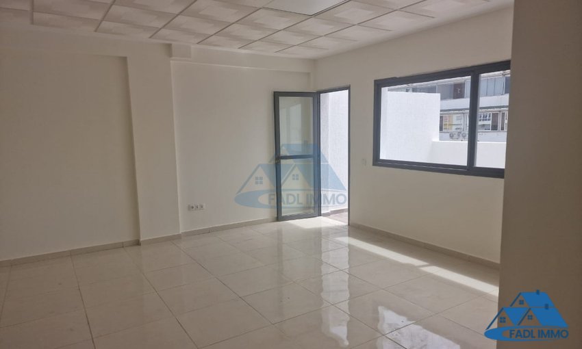 Sale of New Office Front 5 Minutes from Kénitra Station - view 3