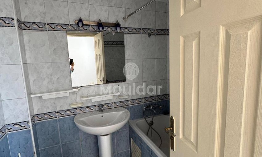 For Sale: Charming 2 Bedroom Apartment in Maarif, Casablanca - view 14