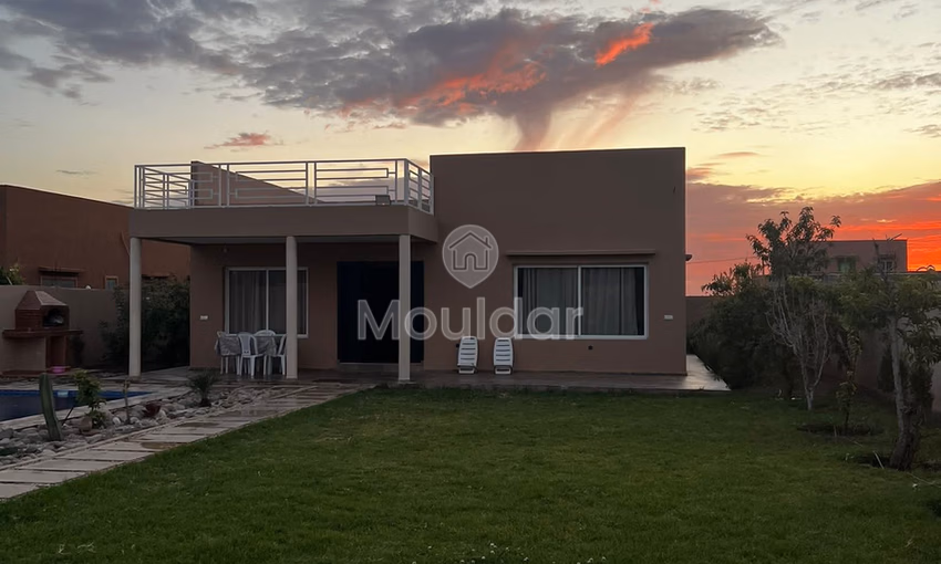 Villa de Vacaciones en Ait Ourir: Escape y Confort