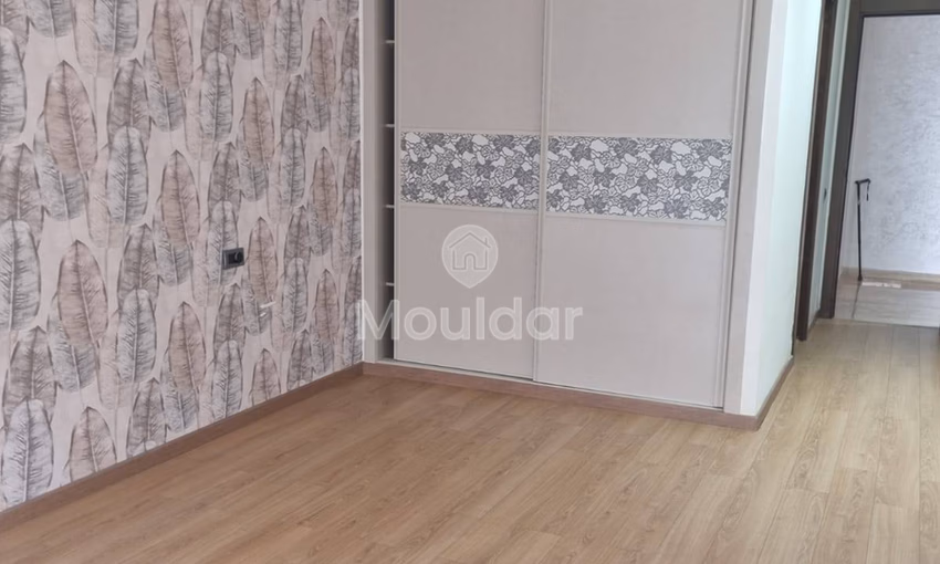 Charmant Appartement 3 Chambres à Louer à Dar Bouazza