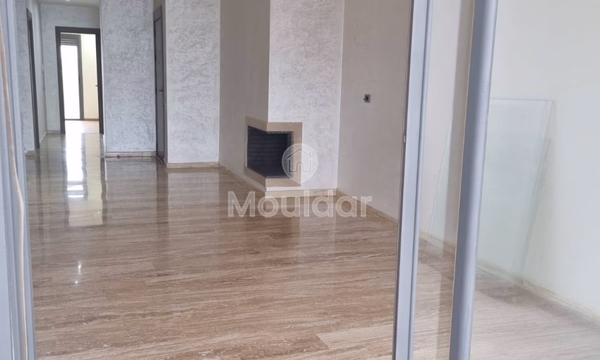 Charmant Appartement 3 Chambres à Louer à Dar Bouazza