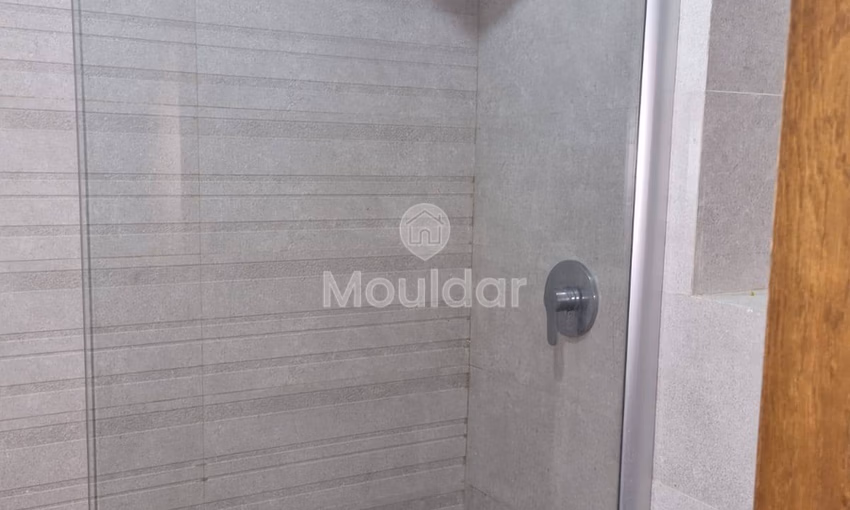 Charmant Appartement 3 Chambres à Louer à Dar Bouazza