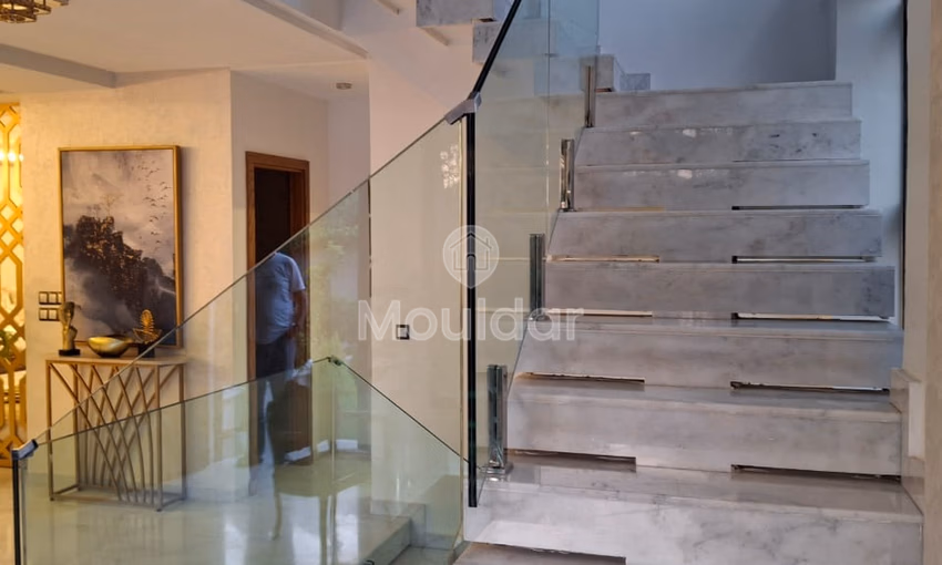 استأجر فيلتنا الفسيحة في طنجة: 6 غرف في بوبانا