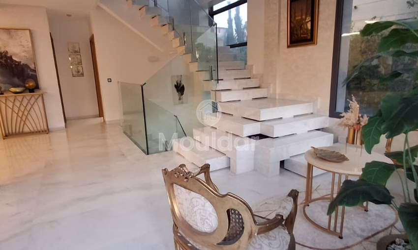 استأجر فيلتنا الفسيحة في طنجة: 6 غرف في بوبانا