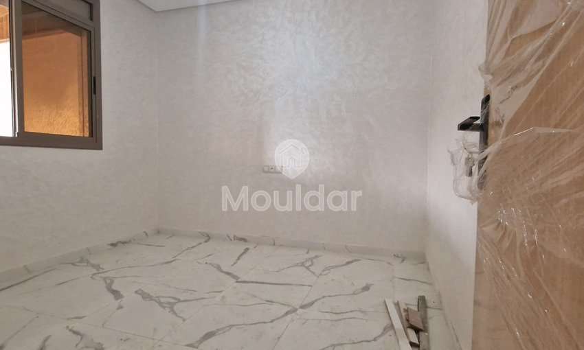 Spacious Apartment for Sale in Ksar el-Kebir - 94m² - view 2