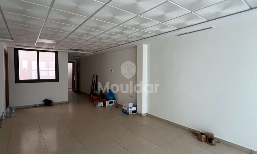 Location Bureau 62m² à Tanger : Espace Idéal pour Votre Activité Location Bureau 62m² à Tanger : Espace Idéal pour Votre Activité