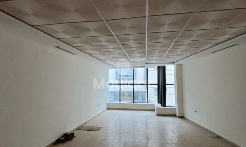 Location Bureau 62m² à Tanger : Espace Idéal pour Votre Activité Location Bureau 62m² à Tanger : Espace Idéal pour Votre Activité