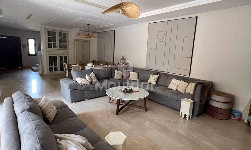 Villa de Luxe à Vendre à Marrakech - 5 Chambres Spacieuses Villa de Luxe à Vendre à Marrakech - 5 Chambres Spacieuses