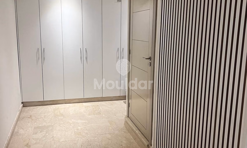 Villa de Luxe à Vendre à Marrakech - 5 Chambres Spacieuses Villa de Luxe à Vendre à Marrakech - 5 Chambres Spacieuses