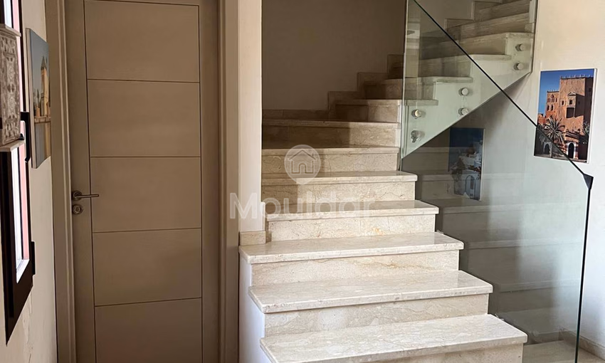 Villa de Luxe à Vendre à Marrakech - 5 Chambres Spacieuses Villa de Luxe à Vendre à Marrakech - 5 Chambres Spacieuses