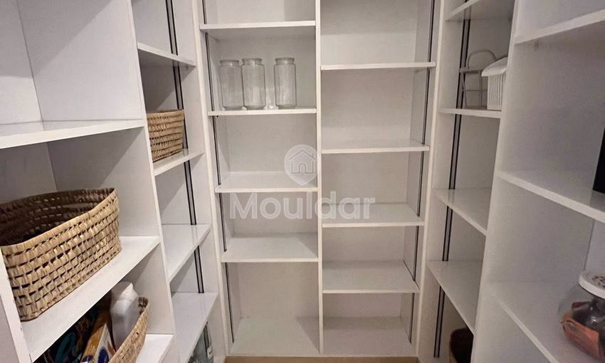 Villa de Luxe à Vendre à Marrakech - 5 Chambres Spacieuses Villa de Luxe à Vendre à Marrakech - 5 Chambres Spacieuses