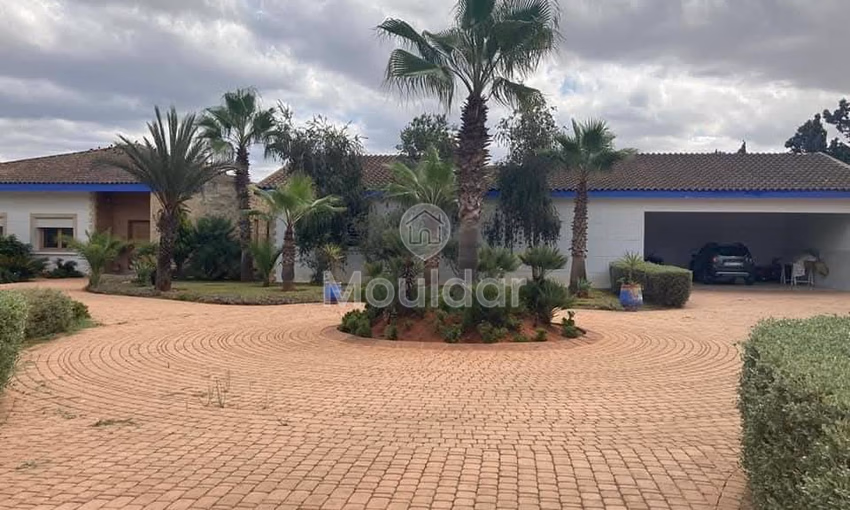 Luxurious Villa for Sale in Bouskoura – 10029m² of Charm