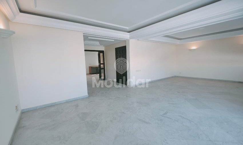 Spacious Apartment for Sale in Casablanca - 3 Bedrooms, 190m² - view 4