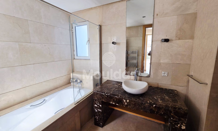 Villa de Rêve à Louer à Bouskoura - 4 Chambres Spacieuses Villa de Rêve à Louer à Bouskoura - 4 Chambres Spacieuses