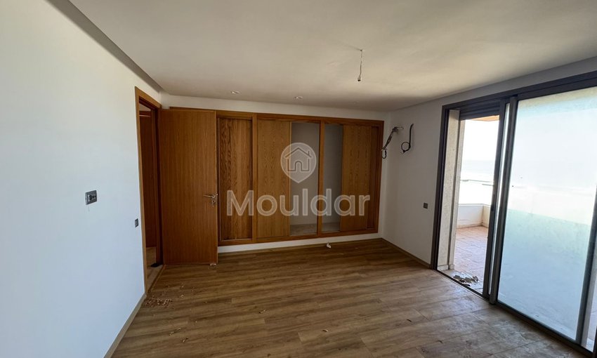 Villa Spacieuse à Dar Bouazza : 4 Chambres à Vendre - view 2