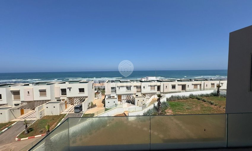 Villa Spacieuse à Dar Bouazza : 4 Chambres à Vendre - view 8