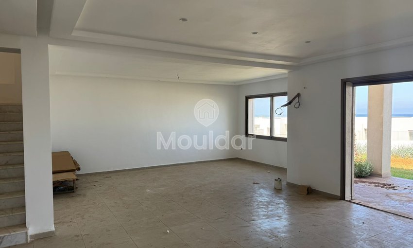 Villa Spacieuse à Dar Bouazza : 4 Chambres à Vendre - view 3