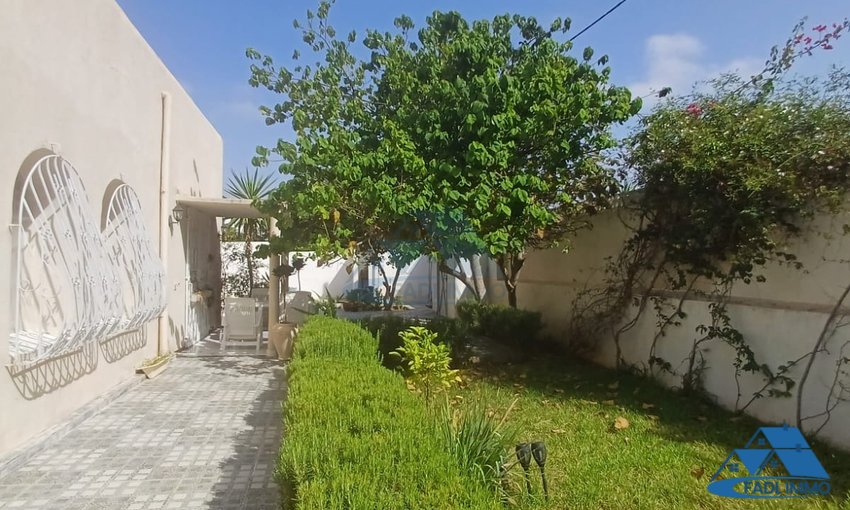 VENTA DE VILLA ESPACIOSA EN DIOUR JAMMA RABAT - view 3
