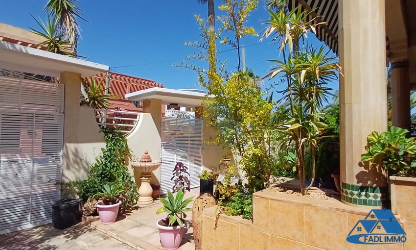 SALE OF A BEAUTIFUL VILLA IN HARHOURA TEMARA - view 2