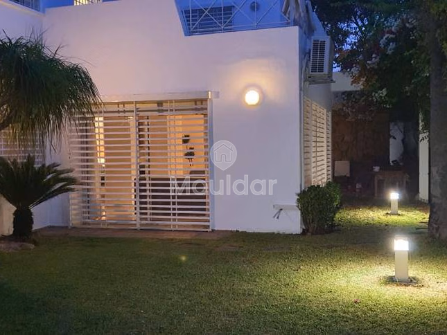 فيلا فسيحة للإيجار في الدار البيضاء - راحة وأناقة فيلا فسيحة للإيجار في الدار البيضاء - راحة وأناقة