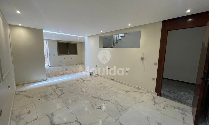 Villa Moderna da Vendere a Marrakech - Targa: Eleganza e Spazio - view 3