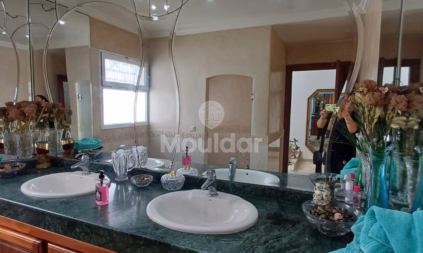 Villa spacieuse à vendre à Rabat - Hay el Fath Villa spacieuse à vendre à Rabat - Hay el Fath