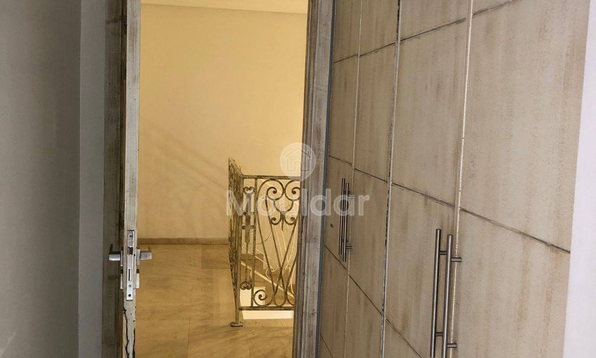 شقة مزدوجة للإيجار: أناقة في قلب مراكش حيفرنش - view 7