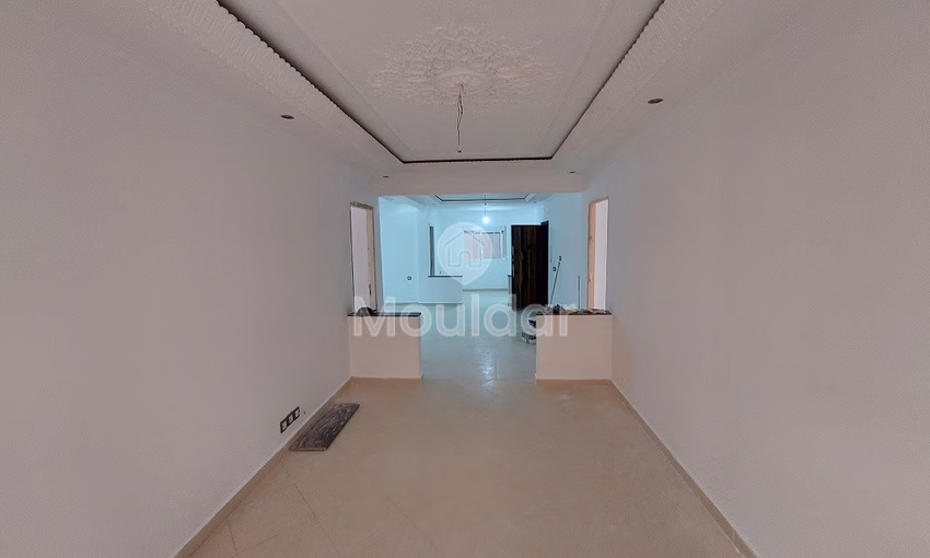 Maison Spacieuse à Vendre à Tanger - 12 Chambres, 4 Étages
