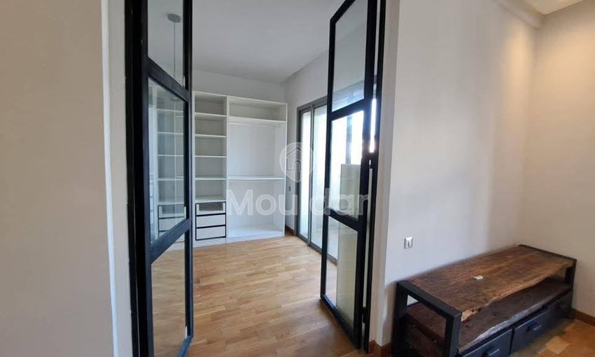 فيلا مودرن للايجار في أنفا، الدار البيضاء: فخامة وراحة - view 2