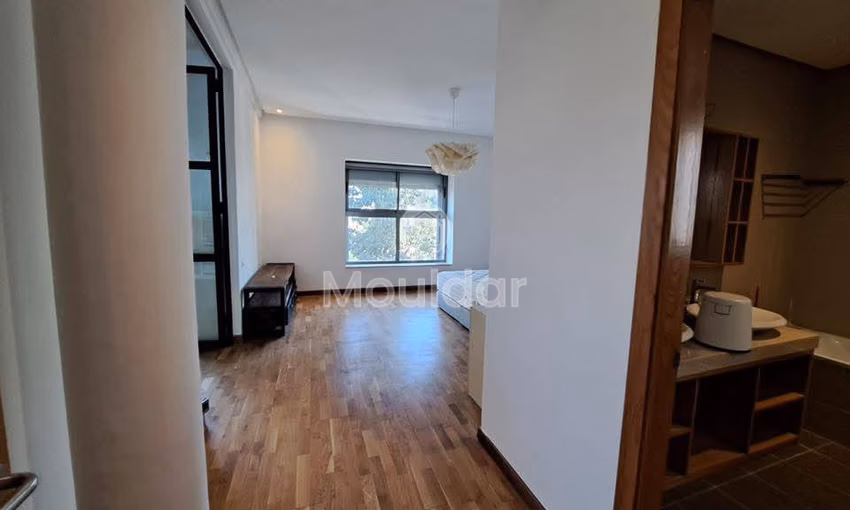 فيلا مودرن للايجار في أنفا، الدار البيضاء: فخامة وراحة فيلا مودرن للايجار في أنفا، الدار البيضاء: فخامة وراحة