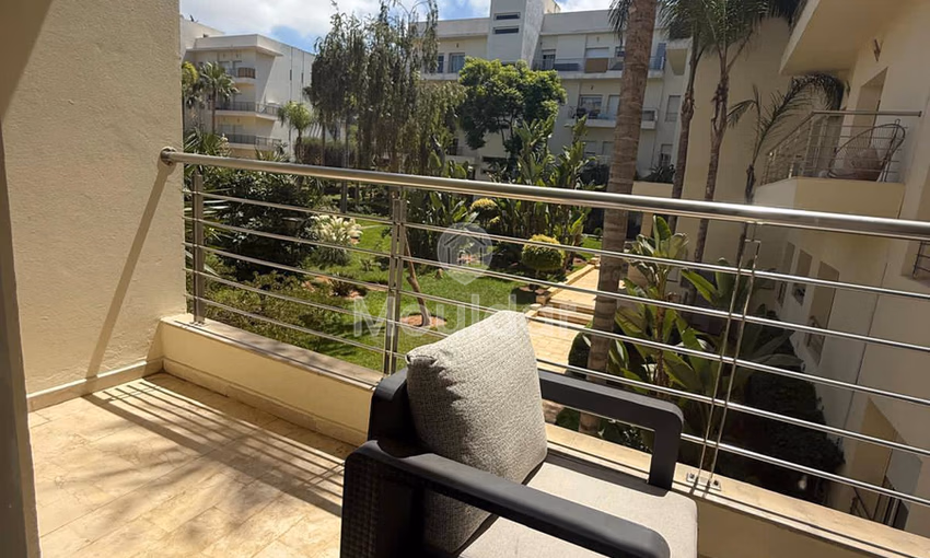 Appartement à Louer: 3 Chambres à Aïn Diab, Casablanca