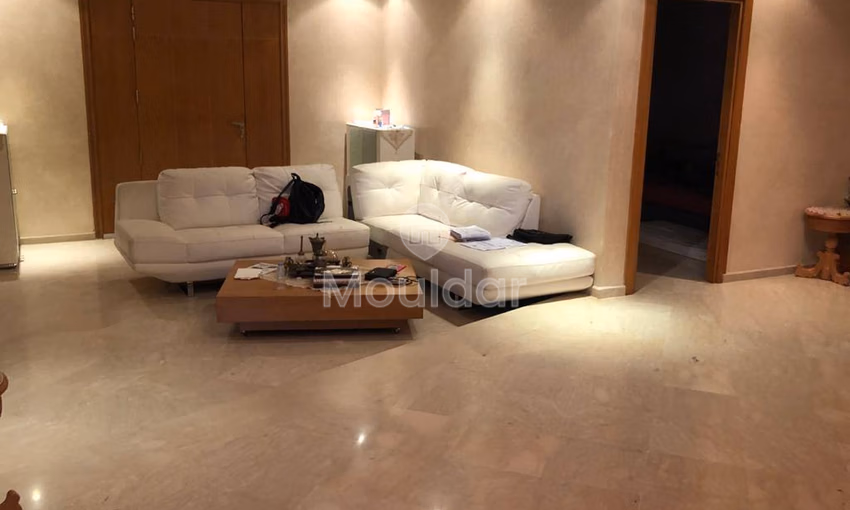 فيلا مذهلة للبيع في مراكش - تارغا: 6 غرف نوم