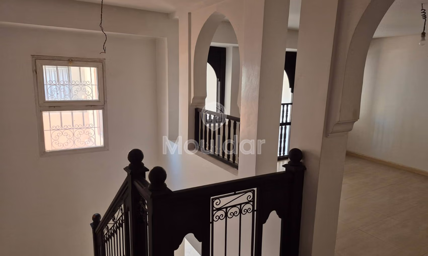 Duplex for Rent: Elegance and Space in the Heart of Guéliz